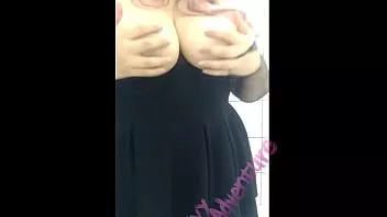 play 拥有天生胸部的哥特大美女妻子 - xvred 上的完整视频