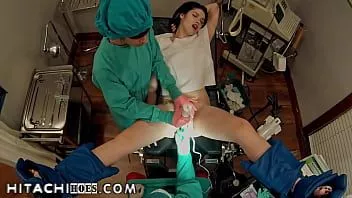 Redare Boboc destin doa primește orgasme cu bagheta magică hitachi de către asistente în timpul facultății fizice 4 la hitachihoescom