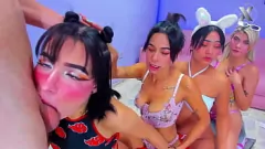 Reproducir 8 amateurs colombianos comparten una polla monstruosa y anhelan más acción anal