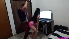 Redare Latina nevinovată Latina învață Reggaeton Dembow și se mișcă sexul murdar
