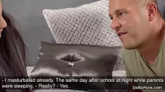 চালান নিষ্পাপ কুমারী মেয়ে একটি তীব্র হার্ডকোর বাস্তবতার দৃশ্যে প্রথমবারের মতো তার টাইট গুদ প্রসারিত করে, ভার্চুয়াল বাস্তবতায় বিভ্রান্ত