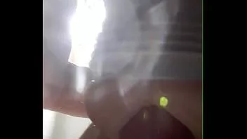 play Al cumming în timp ce dracului cu lanterna