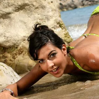 Porno Yıldızı Lou Charmelle