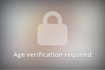 Gwiazda porno Kya Tropic